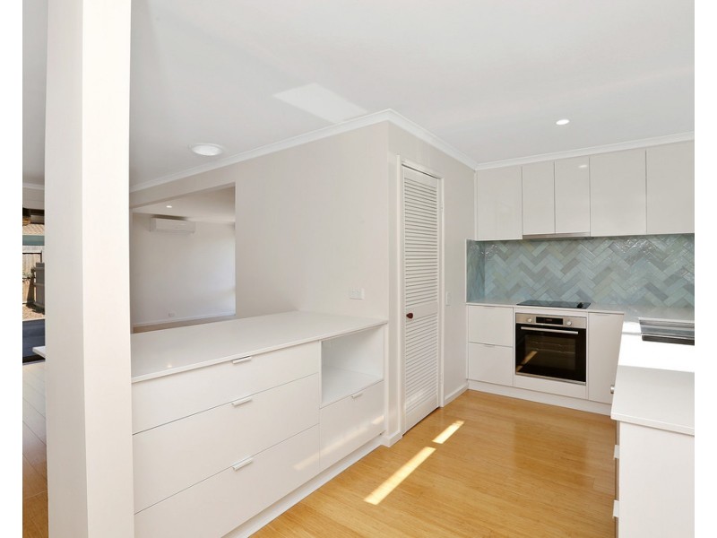8 Kyema Drive, Lara VIC 3212