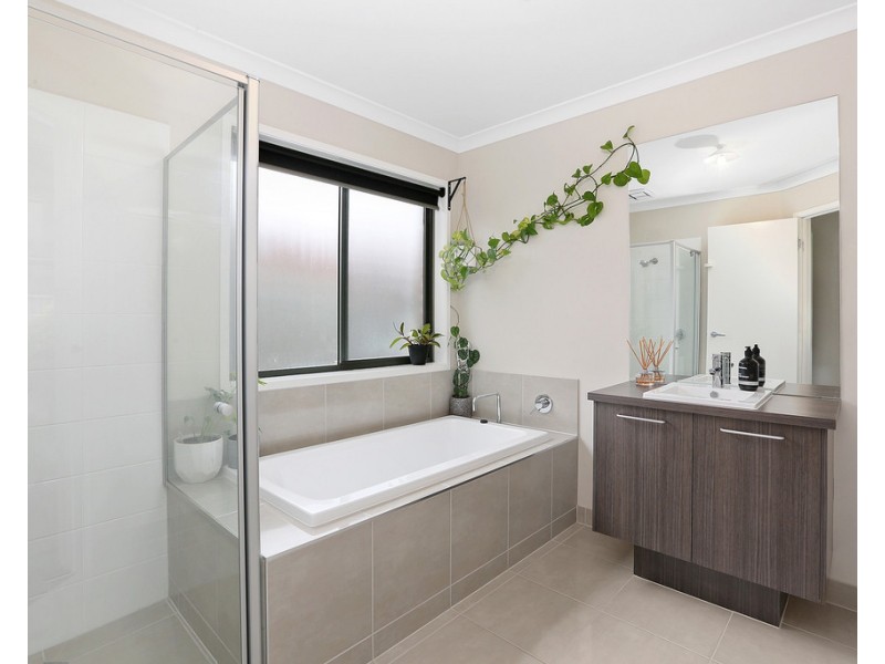 10 Musk Duck Court, Lara VIC 3212