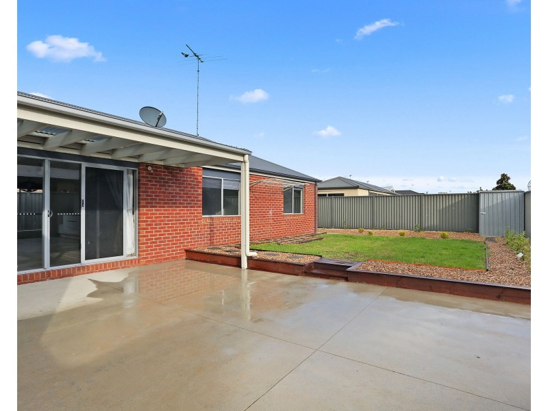 6 Nankeen Avenue, Lara VIC 3212