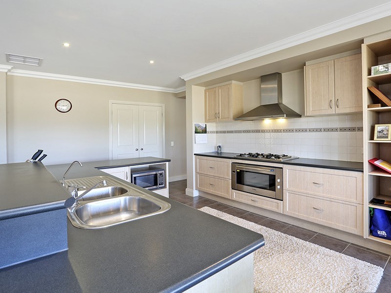 80 Darlington Drive, Anakie VIC 3221