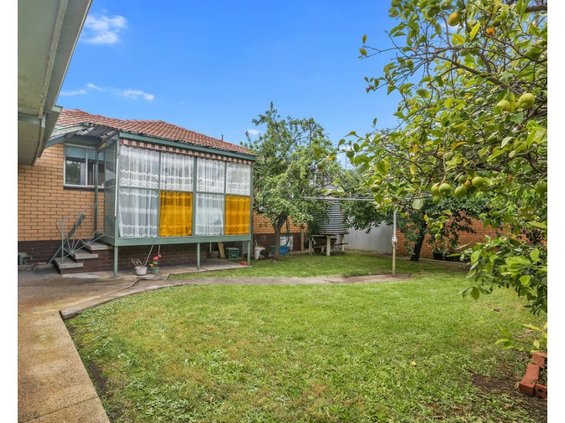5 Holdsworth Court, Norlane VIC 3214
