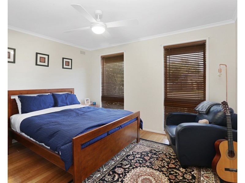 1/10 Denise Court, Lara VIC 3212