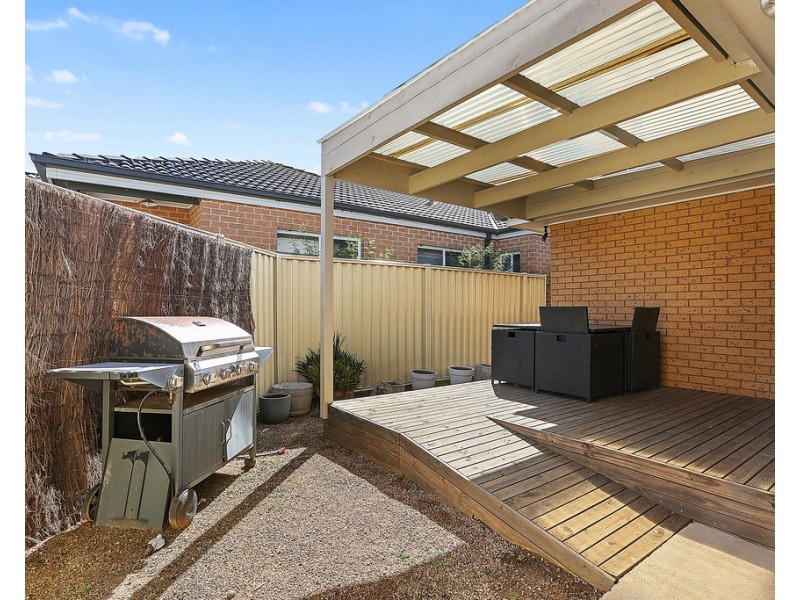 1/10 Denise Court, Lara VIC 3212