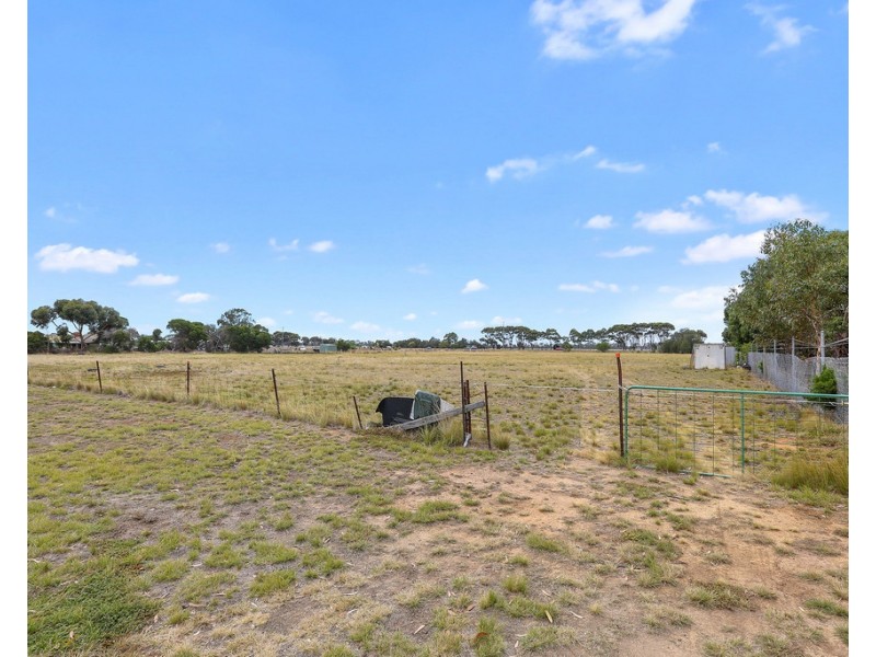 70 McIntosh Road, Little River VIC 3211