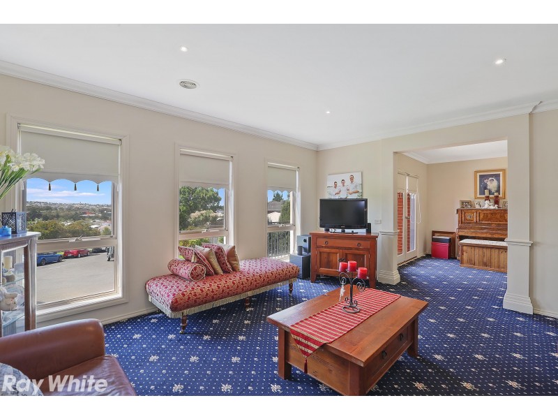 5 Banyan Court, Waurn Ponds VIC 3216