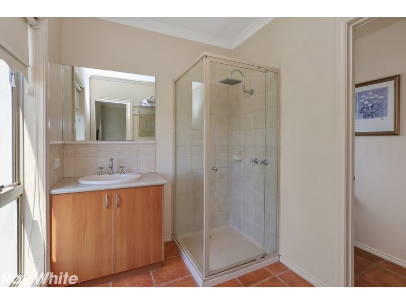 5 Banyan Court, Waurn Ponds VIC 3216