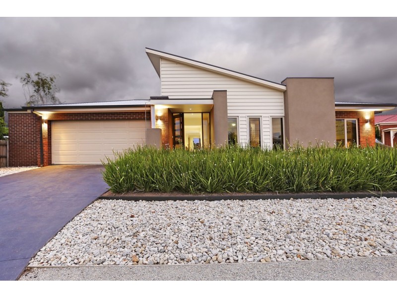 15 Stefan Court, Lara VIC 3212