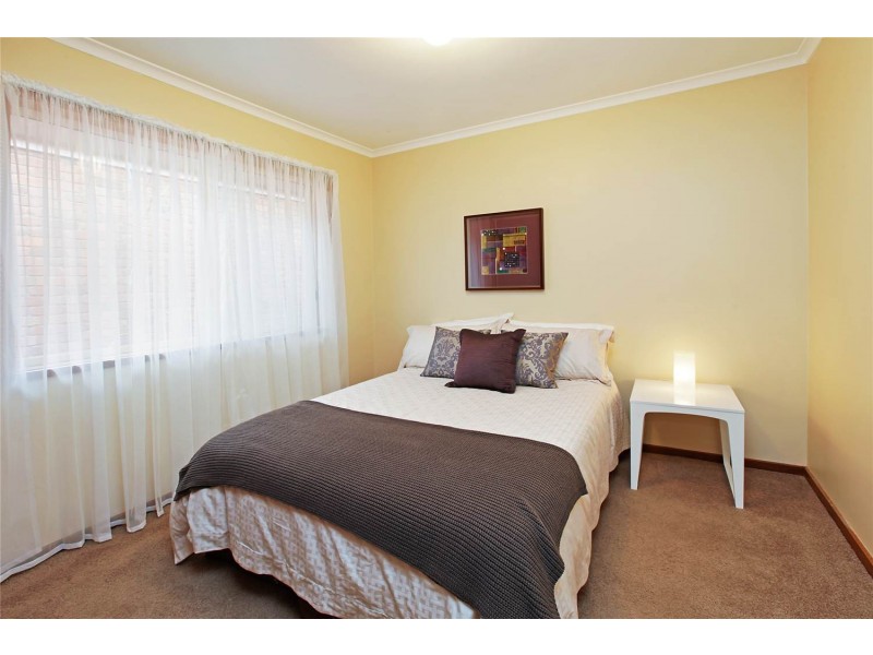 4 Bernard Court, Lara VIC 3212