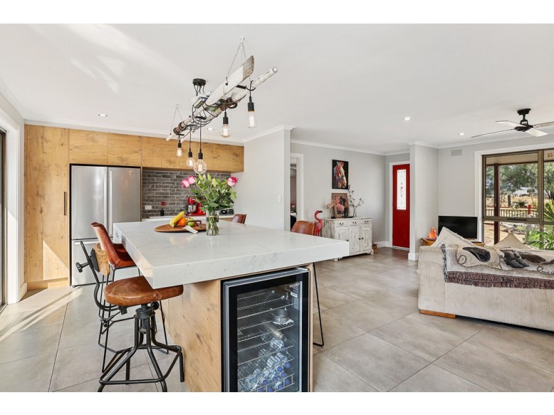 280-330 Clarkes Road, Anakie VIC 3221