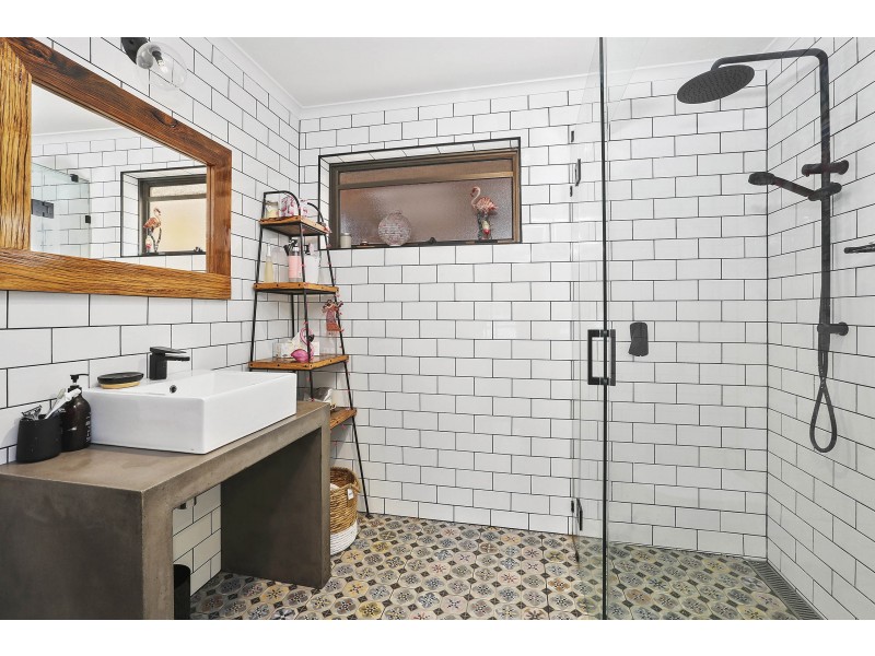 280-330 Clarkes Road, Anakie VIC 3221