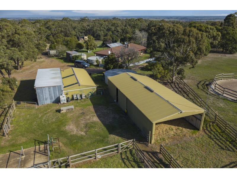 280-330 Clarkes Road, Anakie VIC 3221