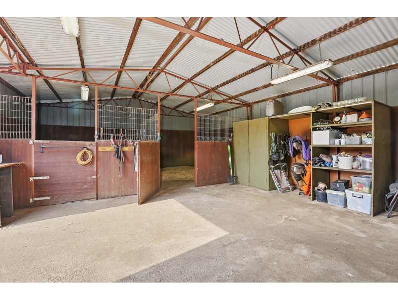 280-330 Clarkes Road, Anakie VIC 3221