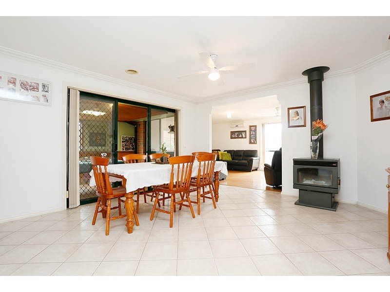 8 Loretta Close, Lara VIC 3212