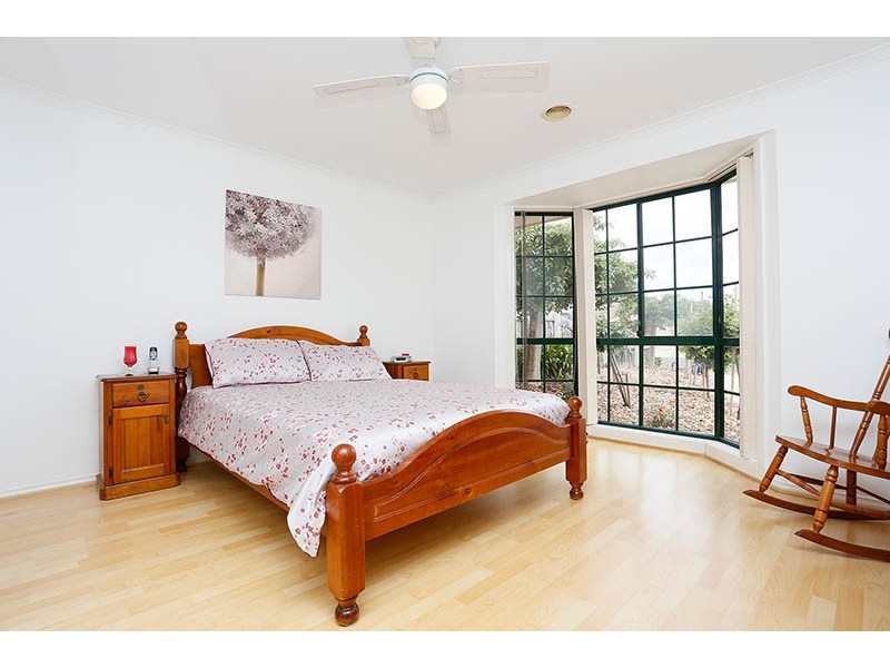 8 Loretta Close, Lara VIC 3212