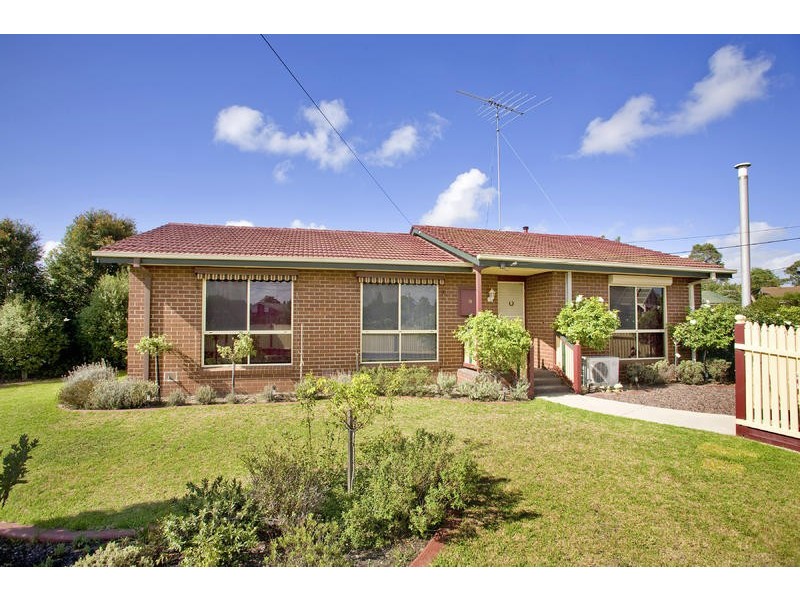 39 Kosciusko Avenue, Corio VIC 3214