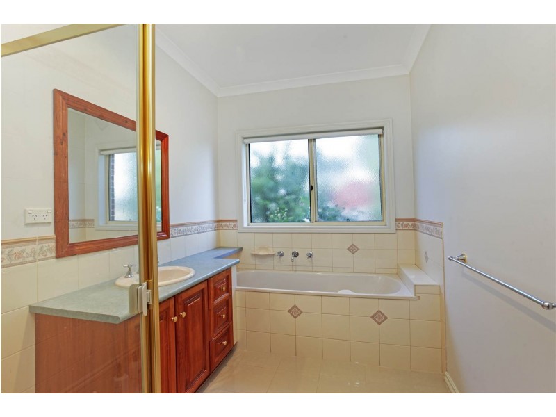 20 Osterlund Court, Lara VIC 3212