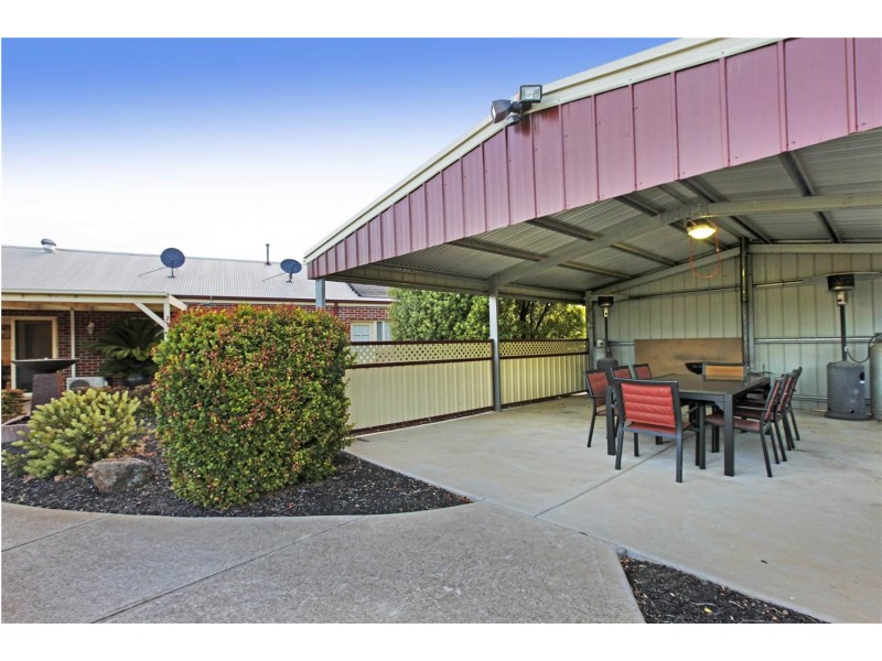 20 Osterlund Court, Lara VIC 3212