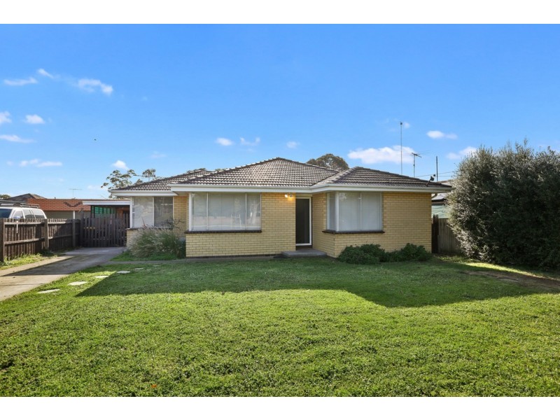 11 Fiona Avenue, Corio VIC 3214