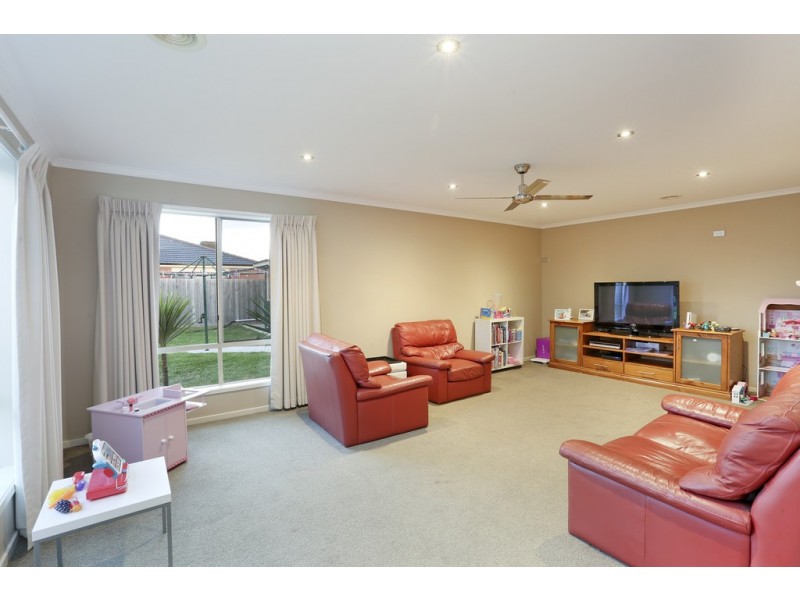 10 Achillea Close, Corio VIC 3214