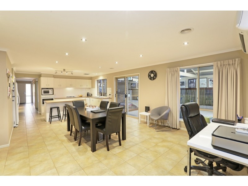 10 Achillea Close, Corio VIC 3214