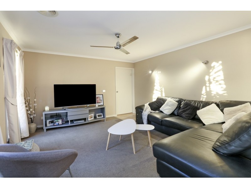 10 Achillea Close, Corio VIC 3214