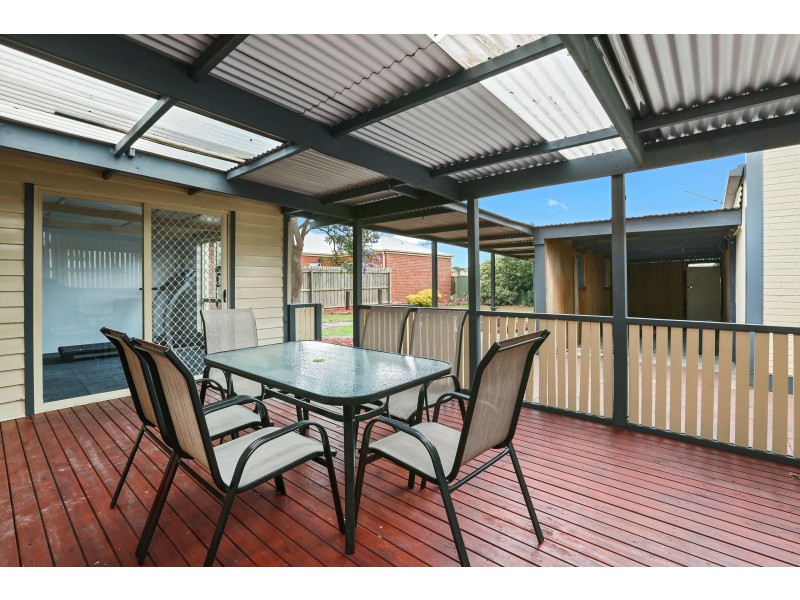 2 Saintfield Street, Lara VIC 3212