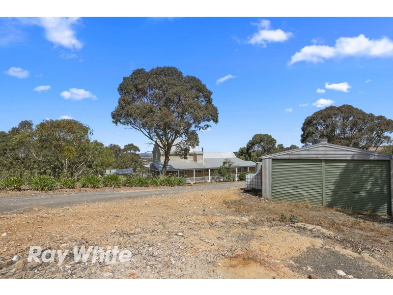 195 De Motts Road, Anakie VIC 3221