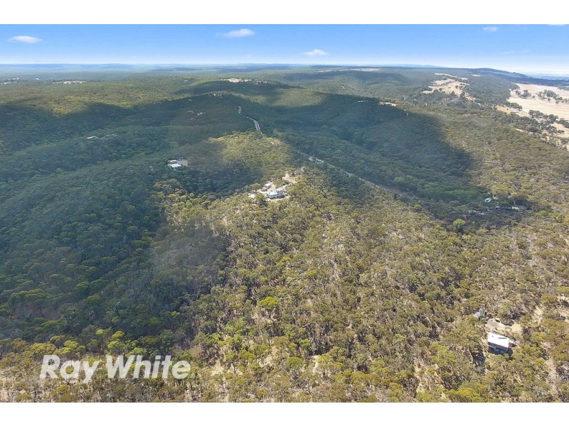 195 De Motts Road, Anakie VIC 3221