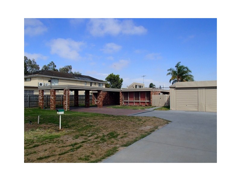 13 Clover Street, Lara VIC 3212