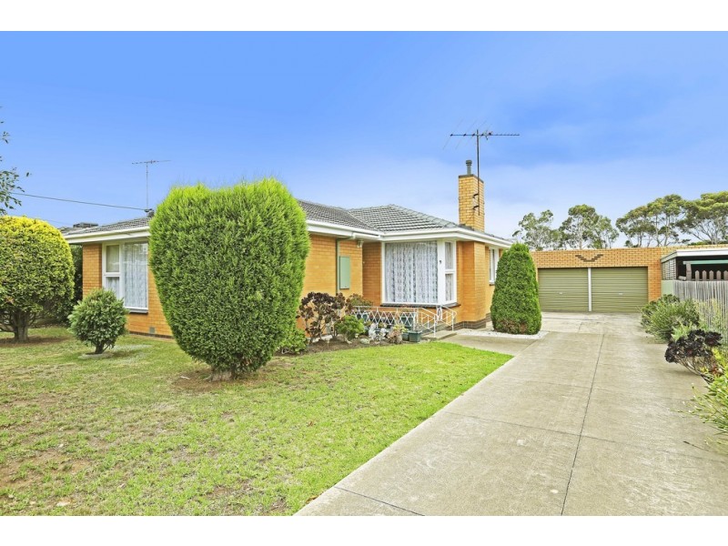 9 Fiona Avenue, Corio VIC 3214