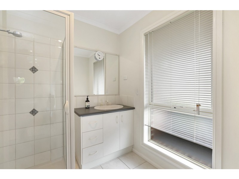 15 Balagundi Drive, Lara VIC 3212