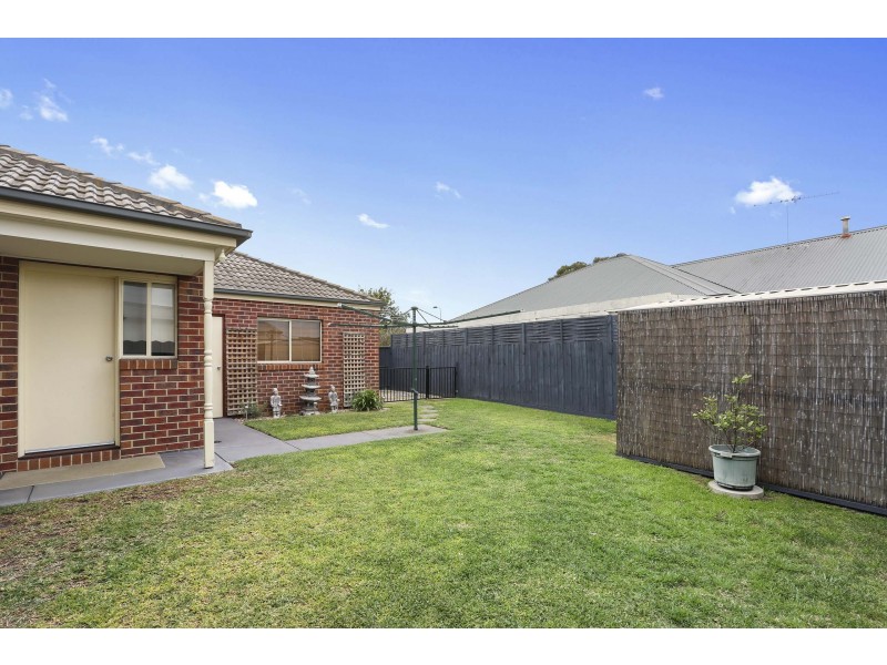 15 Balagundi Drive, Lara VIC 3212