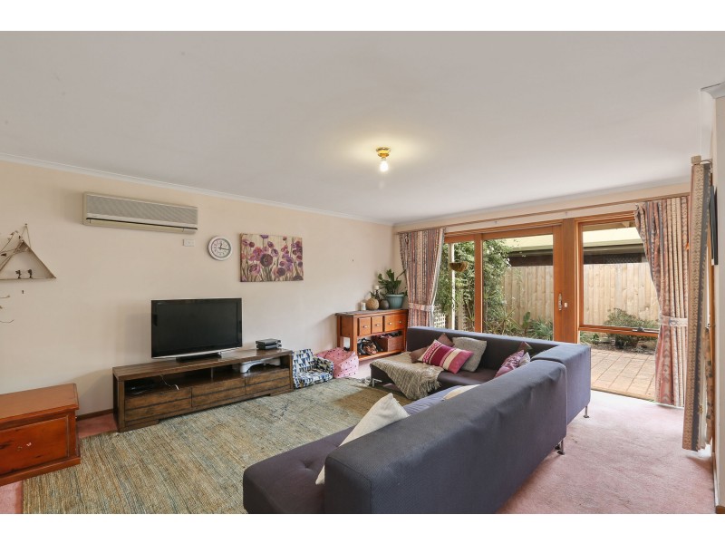 8 Kantara Crescent, Lara VIC 3212