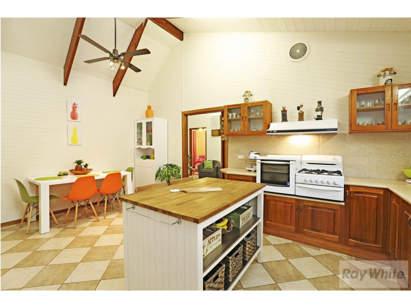 6 Rubena Crescent, Lara VIC 3212