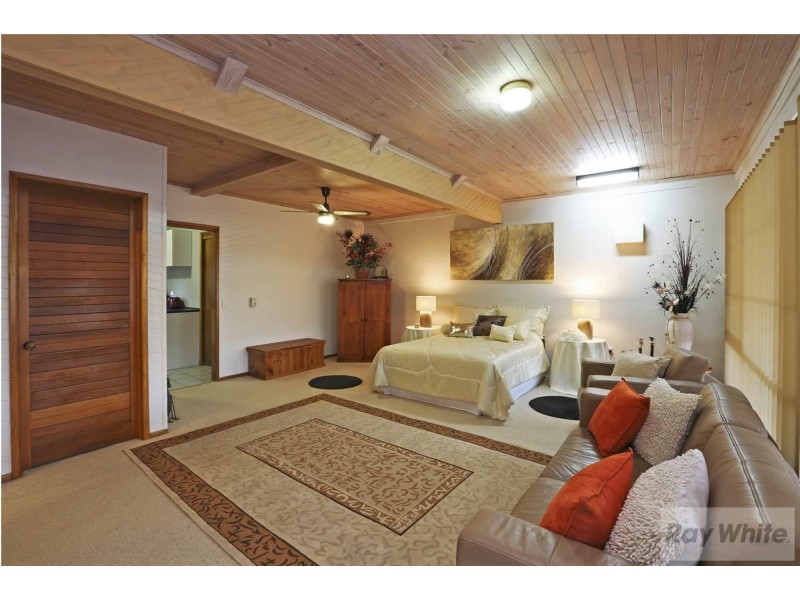 6 Rubena Crescent, Lara VIC 3212