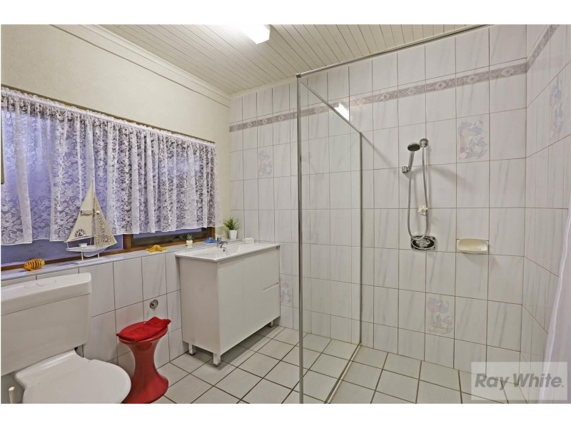 6 Rubena Crescent, Lara VIC 3212