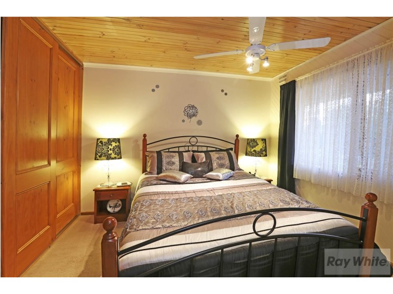 6 Rubena Crescent, Lara VIC 3212