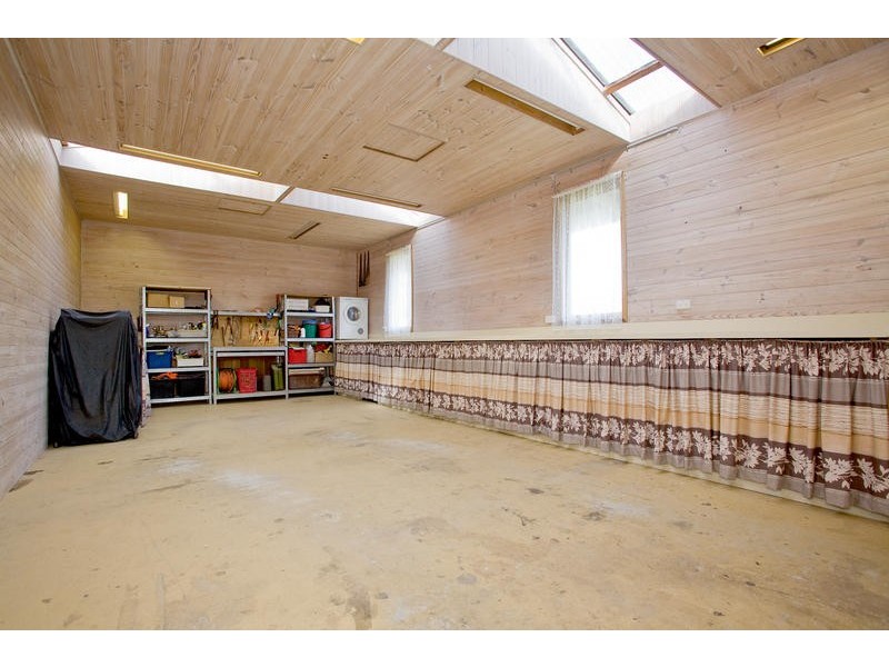 6 Rubena Crescent, Lara VIC 3212