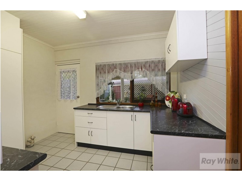 6 Rubena Crescent, Lara VIC 3212