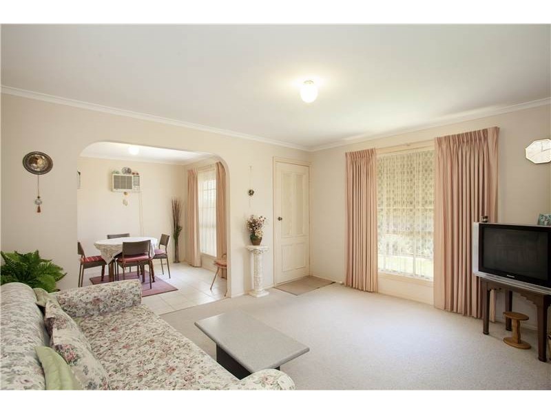 1/4 Kyema Drive, Lara VIC 3212