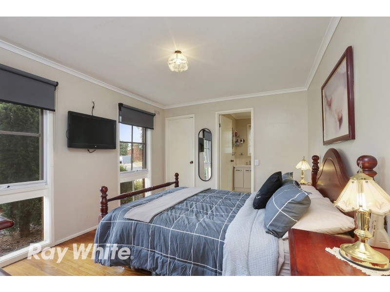 17 Ware Street, Lara VIC 3212