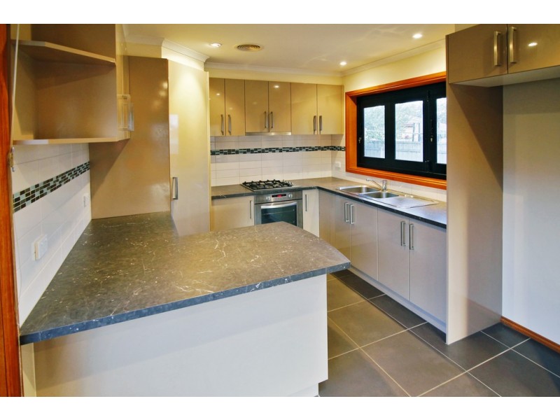 27 Atami Crescent, Corio VIC 3214
