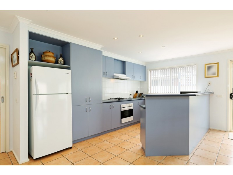 11 Redleaf Close, Lara VIC 3212