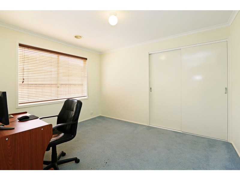 11 Redleaf Close, Lara VIC 3212