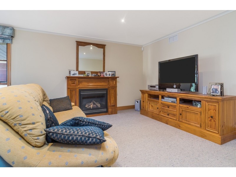 7 Turner Avenue, Lara VIC 3212