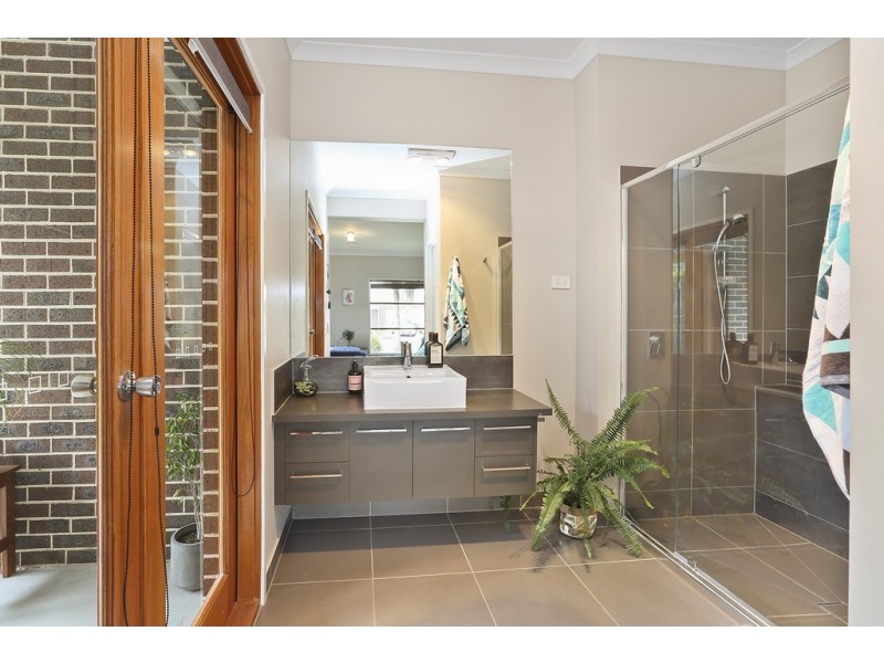 28 Springwater Drive, Lara VIC 3212