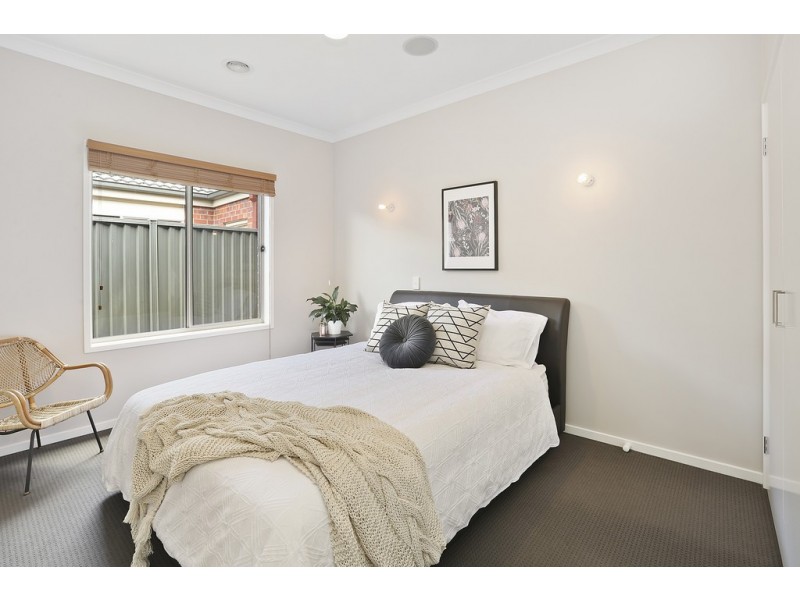 28 Springwater Drive, Lara VIC 3212