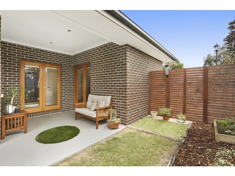 28 Springwater Drive, Lara VIC 3212