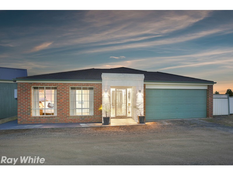 30 Viewbay Court, Lovely Banks VIC 3221