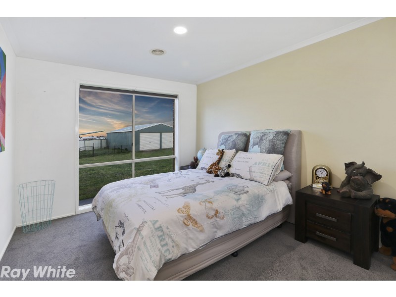 30 Viewbay Court, Lovely Banks VIC 3221